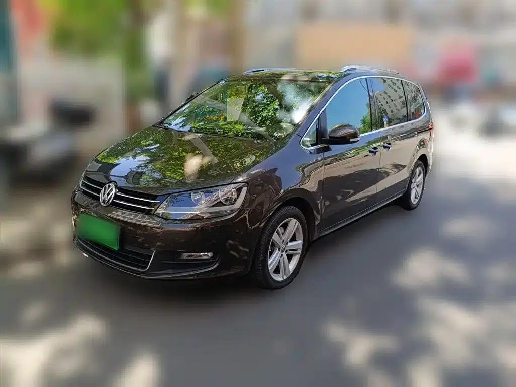 2016 Sharan 380TSI Comfort 7-seater — миниатюра 1