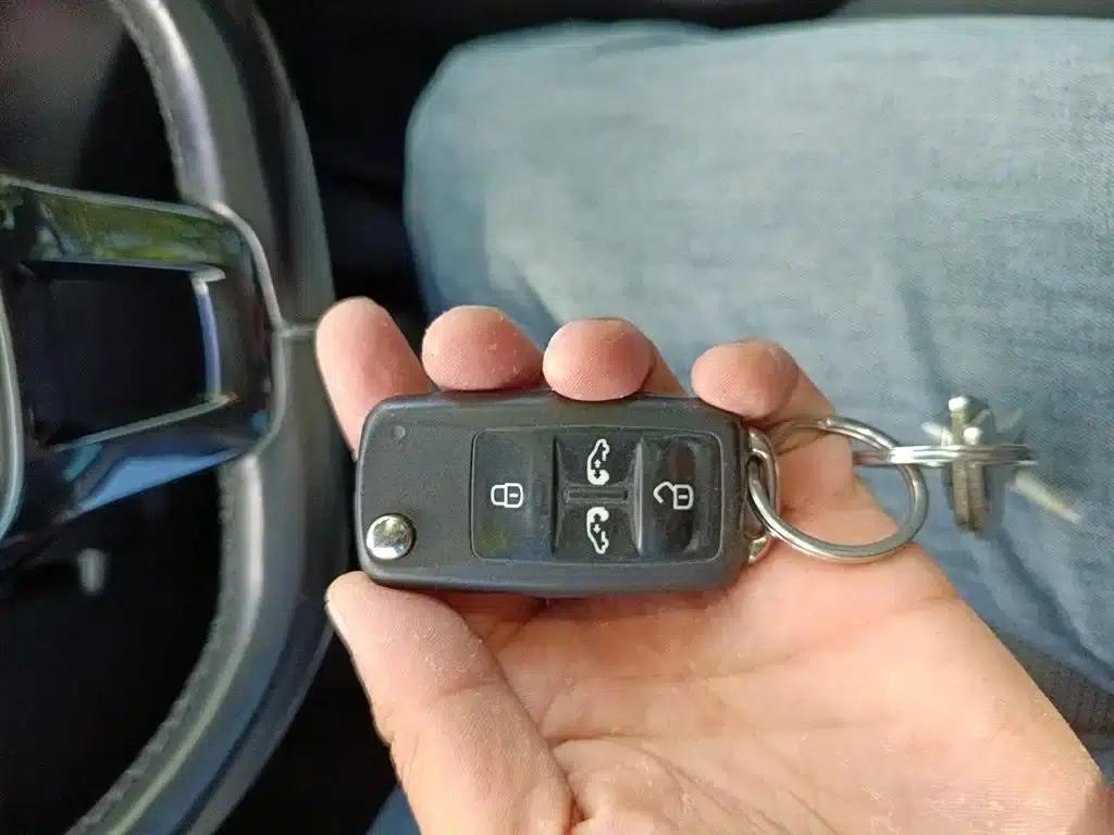 2016 Sharan 380TSI Comfort 7-seater — миниатюра 12
