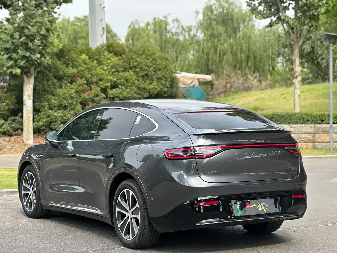 Zhijie R7 2024 Pure Electric 802km Max — миниатюра 15