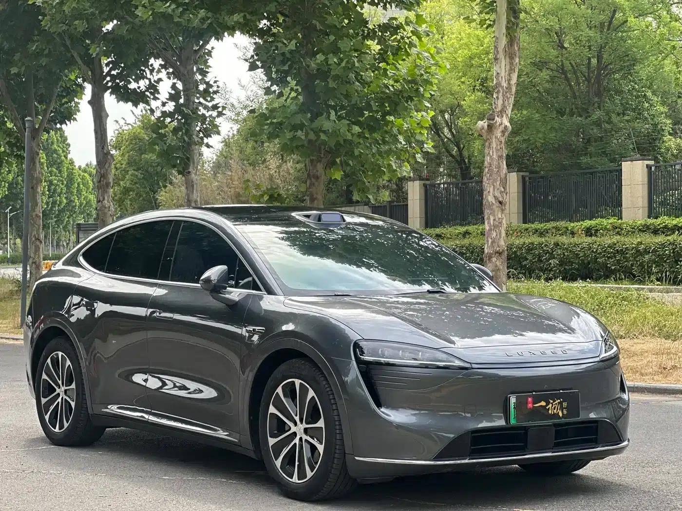 Zhijie R7 2024 Pure Electric 802km Max — миниатюра 3