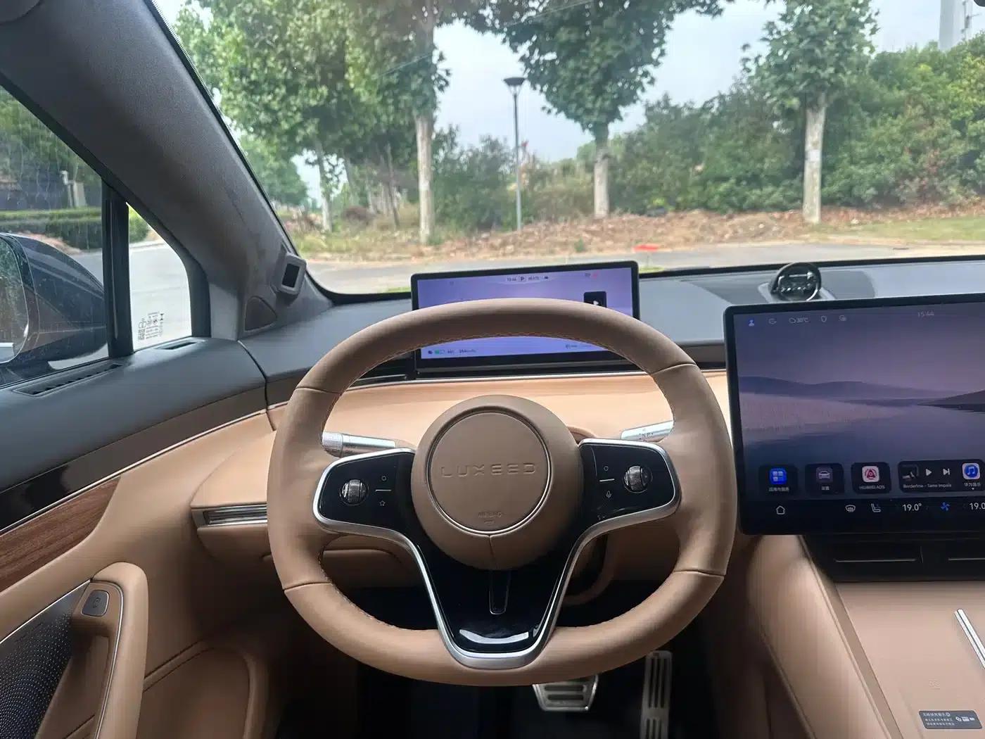 Zhijie R7 2024 Pure Electric 802km Max — миниатюра 8
