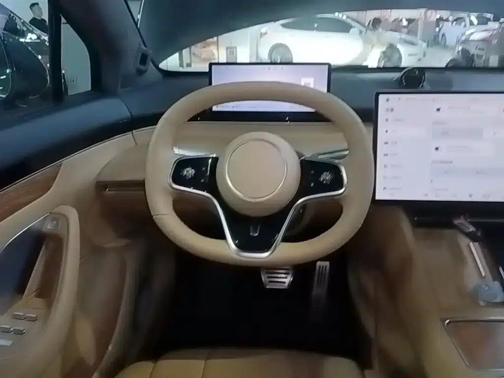 Zhijie R7 2025 Model, Extended Range 331km Ultra — миниатюра 11