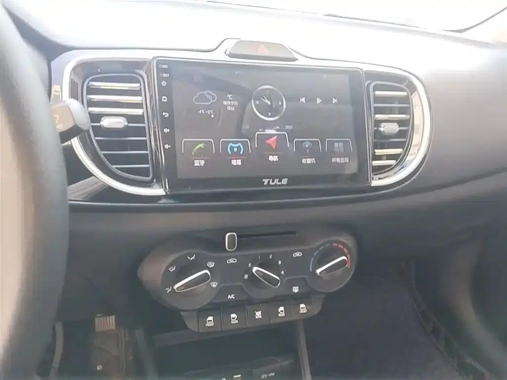 Kia K2 2017 1.4L Manual Smart Fashion Edition — миниатюра 13