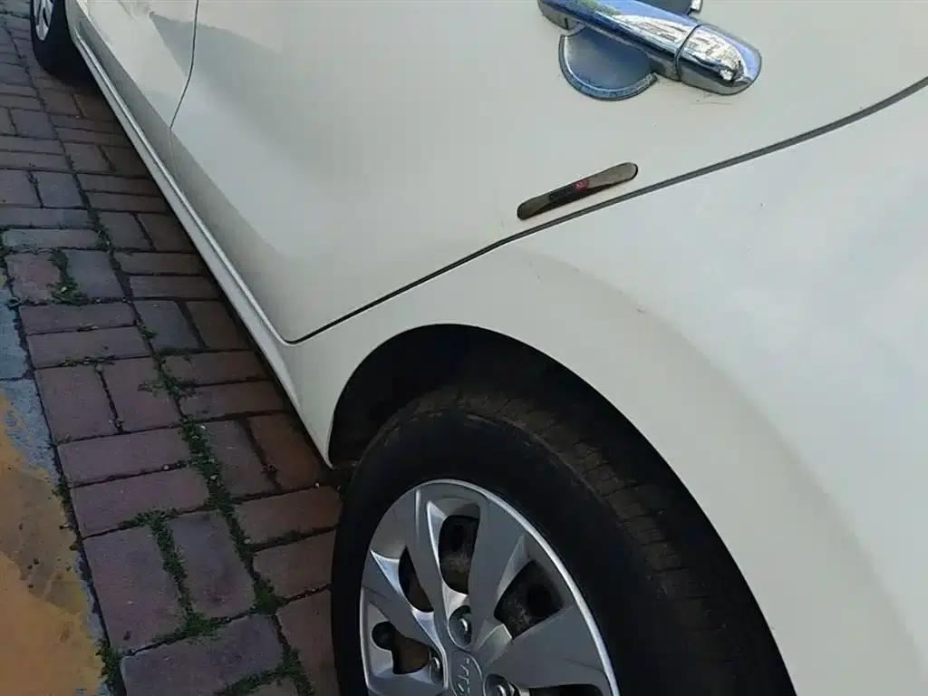 Kia K2 2017 1.4L Manual Smart Fashion Edition — миниатюра 22