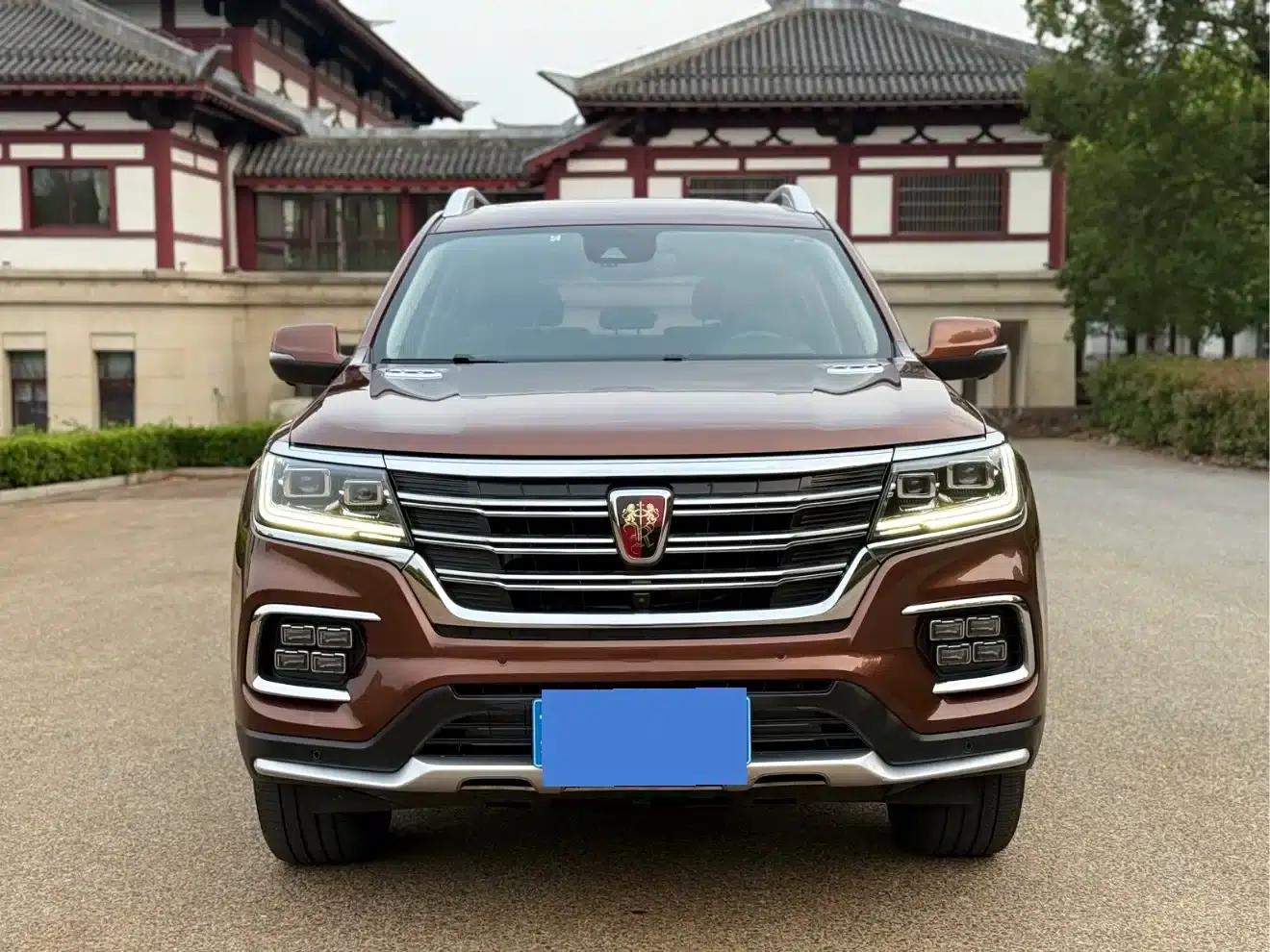 Roewe RX8 2018 30T Intelligent Internet Four-Wheel Drive Supreme Edition — миниатюра 2