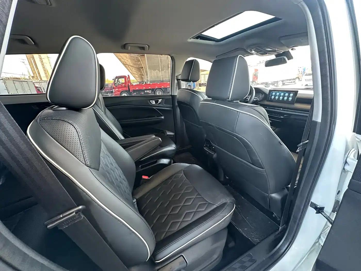 Wuling Jiachen 2022 1.5T CVT Premium Flagship Edition — миниатюра 15