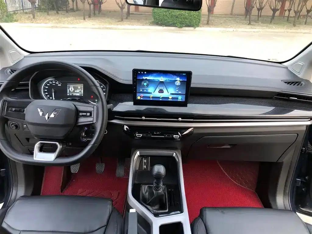 Wuling Jiachen 2022 1.5L Manual Comfort Model — миниатюра 7