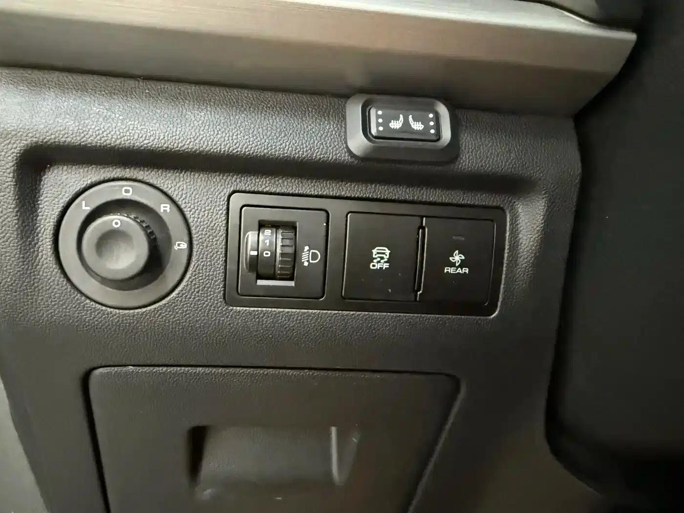 Wuling Jiachen 2022 1.5T CVT Premium Flagship Edition — миниатюра 10