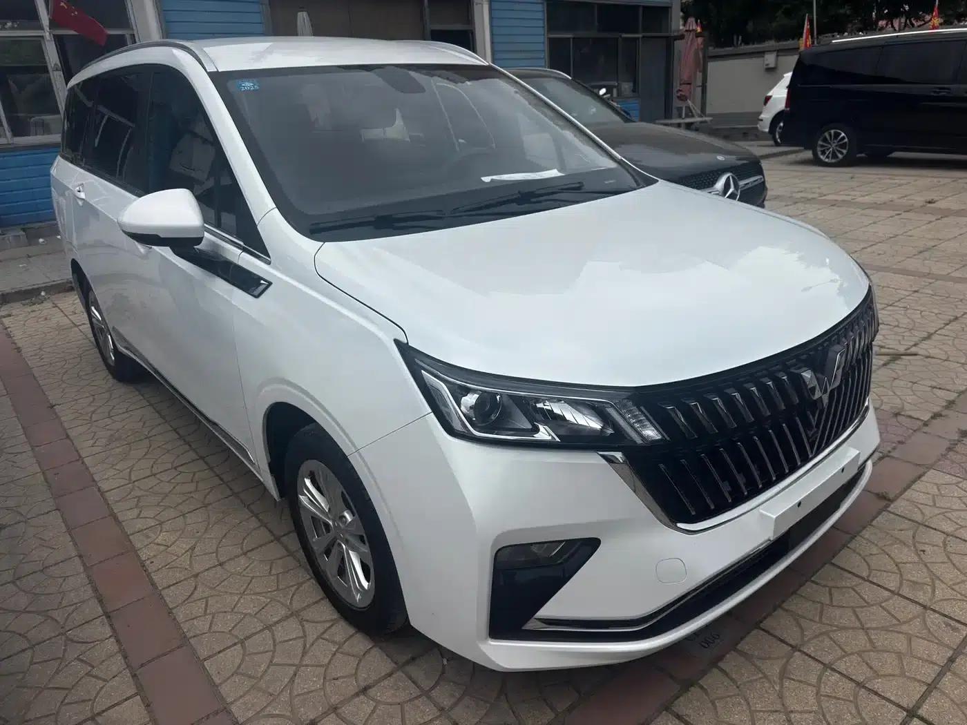Wuling Jiachen 2022 1.5T CVT Smart Luxury Edition — миниатюра 3