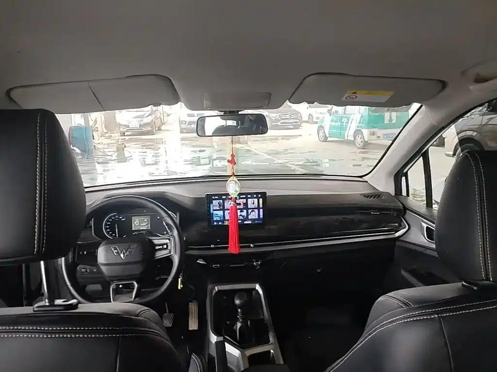 Wuling Jiachen 2022 1.5L Manual Enjoyment Elite Edition — миниатюра 18