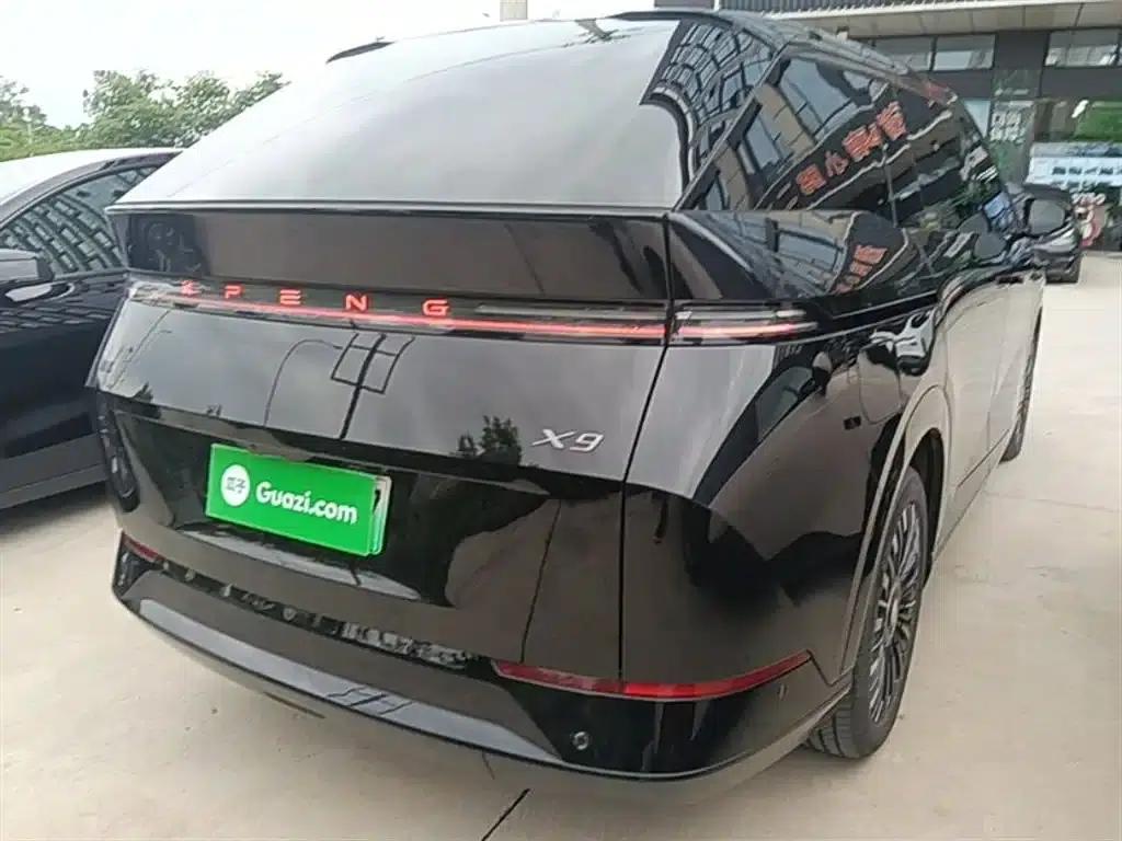 XPeng X9 2025 Pure Electric 650km Long Range Max — миниатюра 7