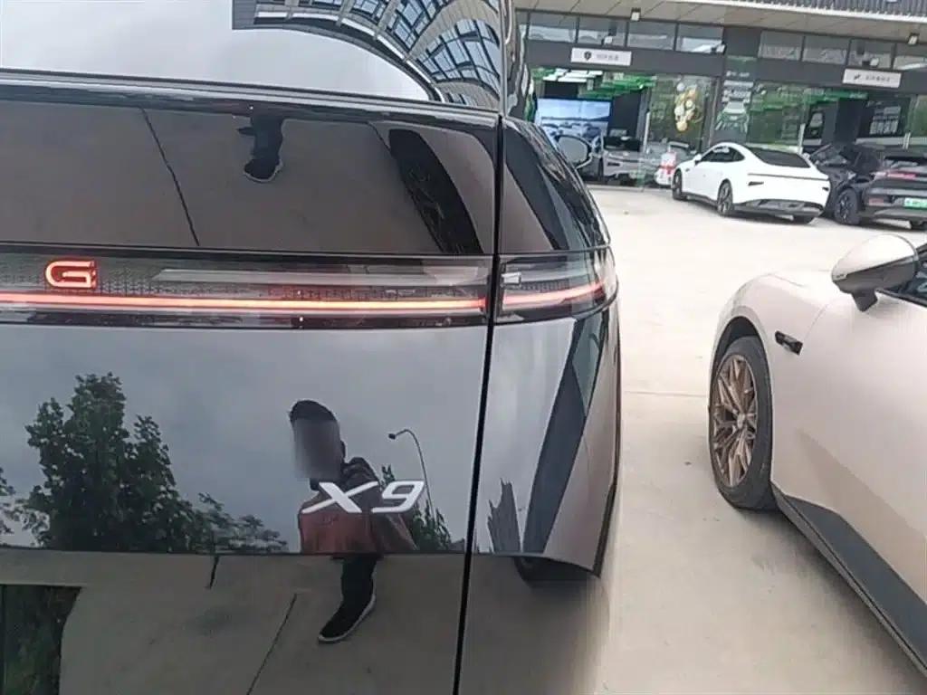 XPeng X9 2025 Pure Electric 650km Long Range Max — миниатюра 8