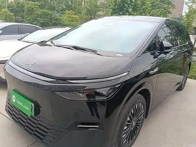 XPeng X9 2025 Pure Electric 650km Long Range Max