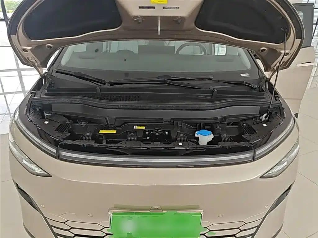 XPeng X9 2024 Model: 702kWh Ultra-Long Range (Max) — миниатюра 20