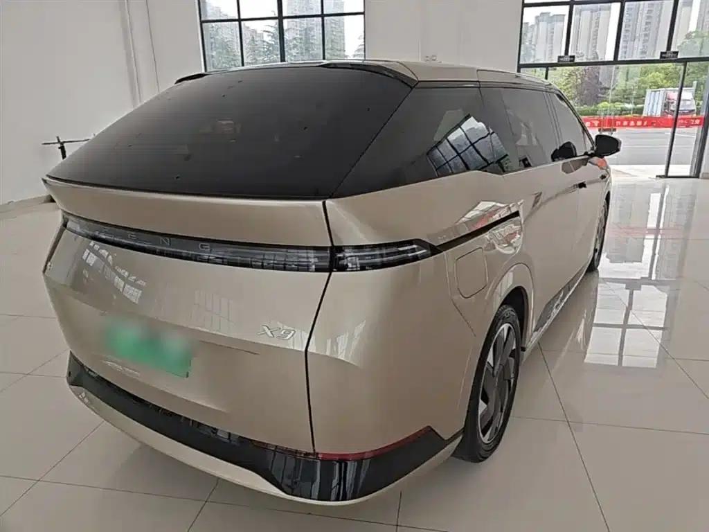 XPeng X9 2024 Model: 702kWh Ultra-Long Range (Max) — миниатюра 7
