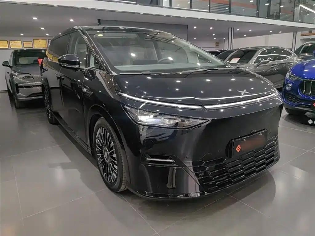 XPeng X9 2025 Pure Electric Model with a Maximum Range of 740km — миниатюра 4