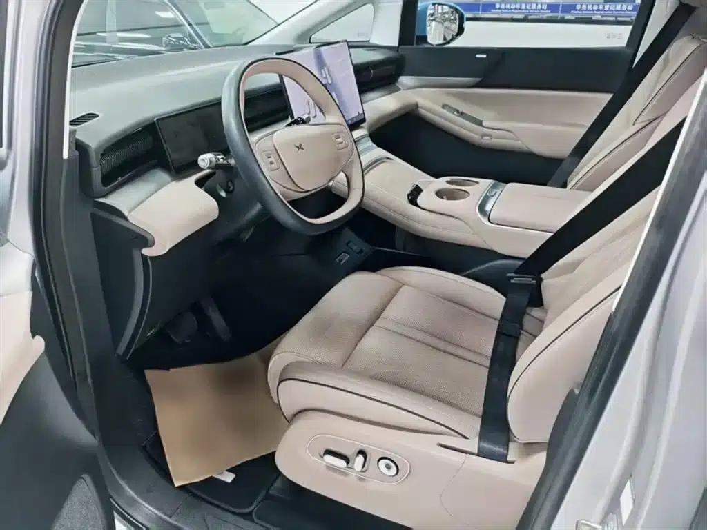 XPeng X9 2024 Model: 702kWh Ultra-Long Range (Max) — миниатюра 17