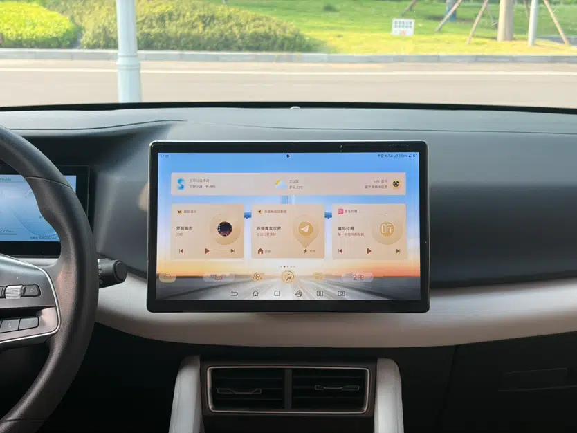 BYD Yuan UP 2024 401KM Leading Edition — миниатюра 13