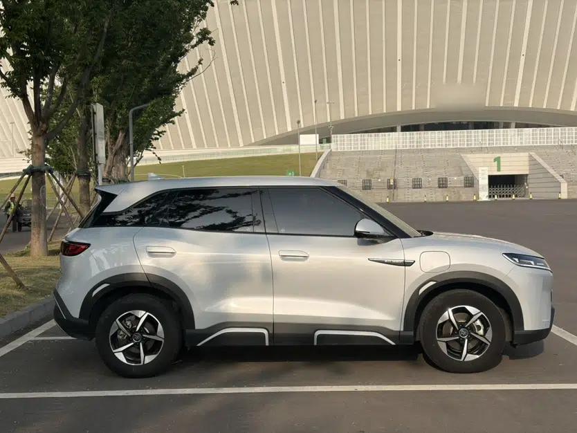BYD Yuan UP 2024 401KM Leading Edition — миниатюра 5