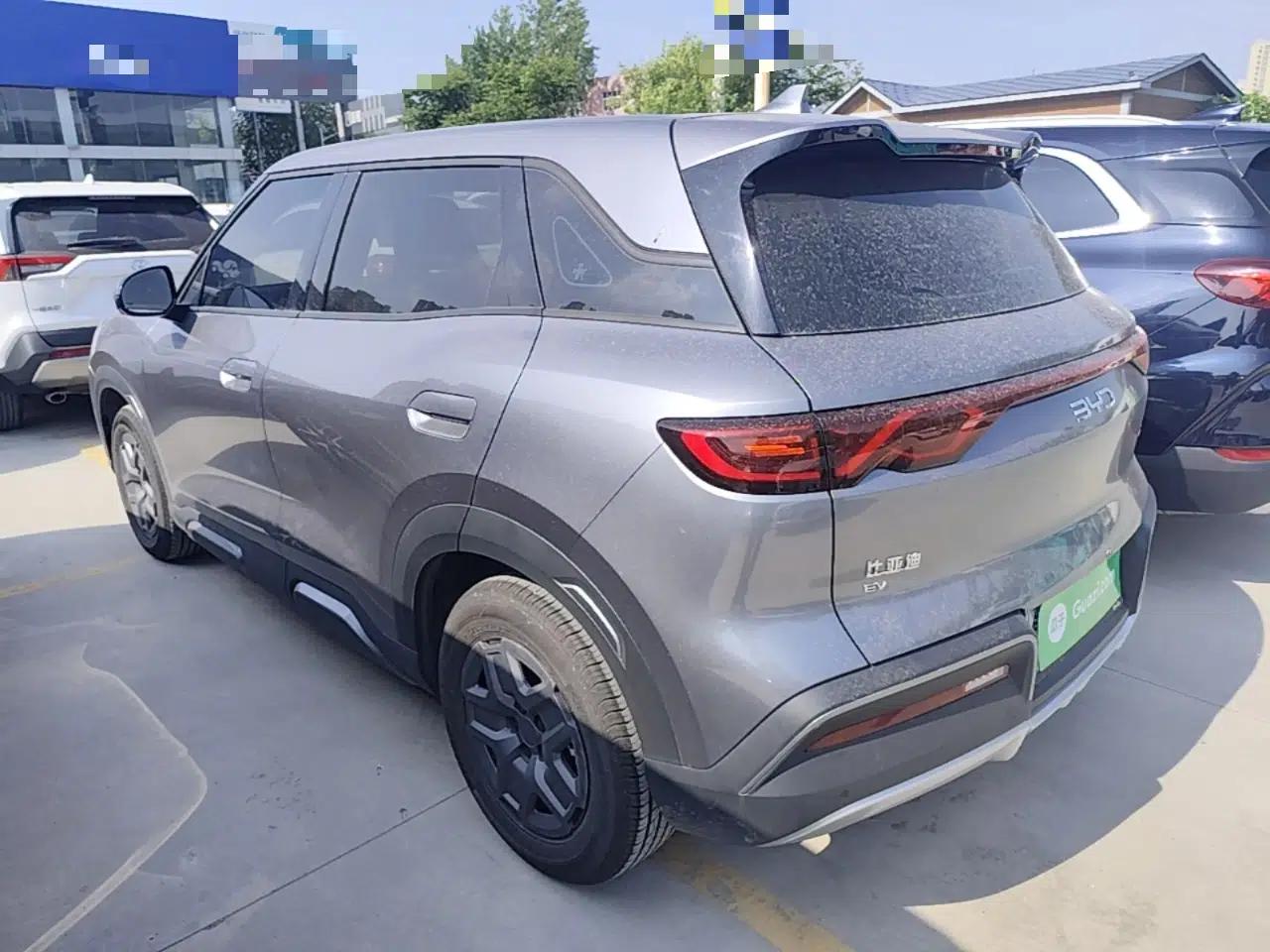 BYD Yuan UP 2025 Model 301KM Leading Version — миниатюра 7