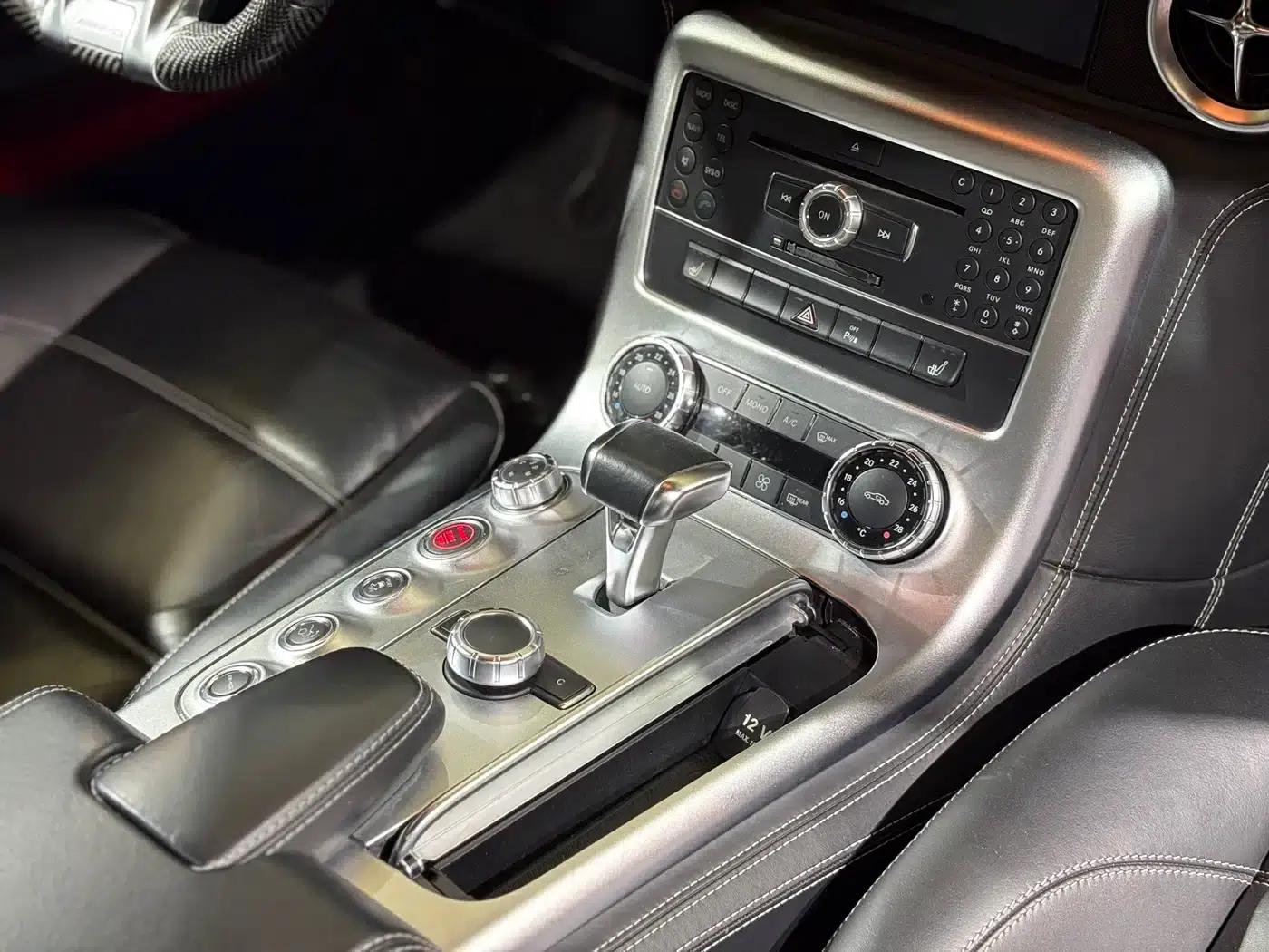 2011 Mercedes-Benz SLS AMG — миниатюра 21