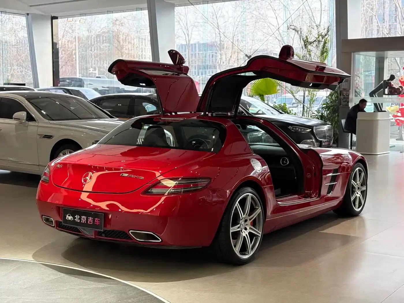 2011 Mercedes-Benz SLS AMG — миниатюра 6