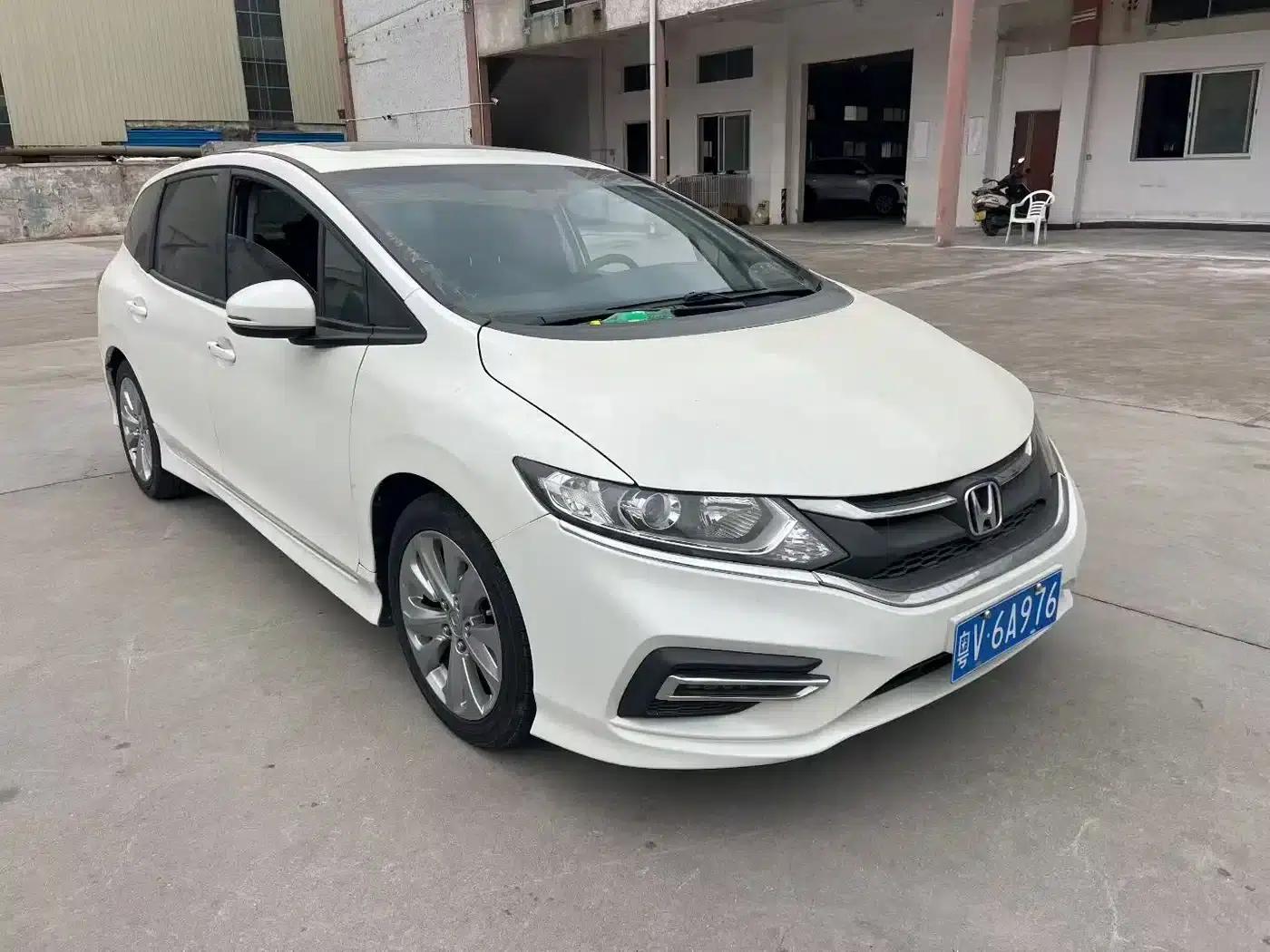 Jade 2017 1.8L Automatic Comfort Edition 5-seater — миниатюра 2
