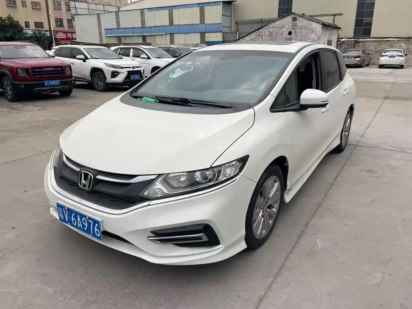Jade 2017 1.8L Automatic Comfort Edition 5-seater — миниатюра 6