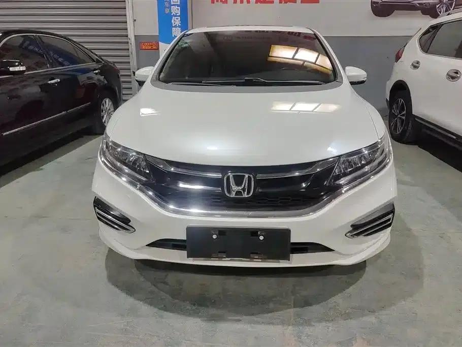 Jade 2017 210TURBO CVT Luxury Edition 5-seater — миниатюра 2