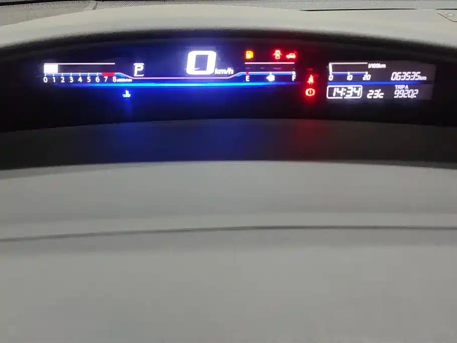 Jade 2017 210TURBO CVT Luxury Edition 5-seater — миниатюра 14