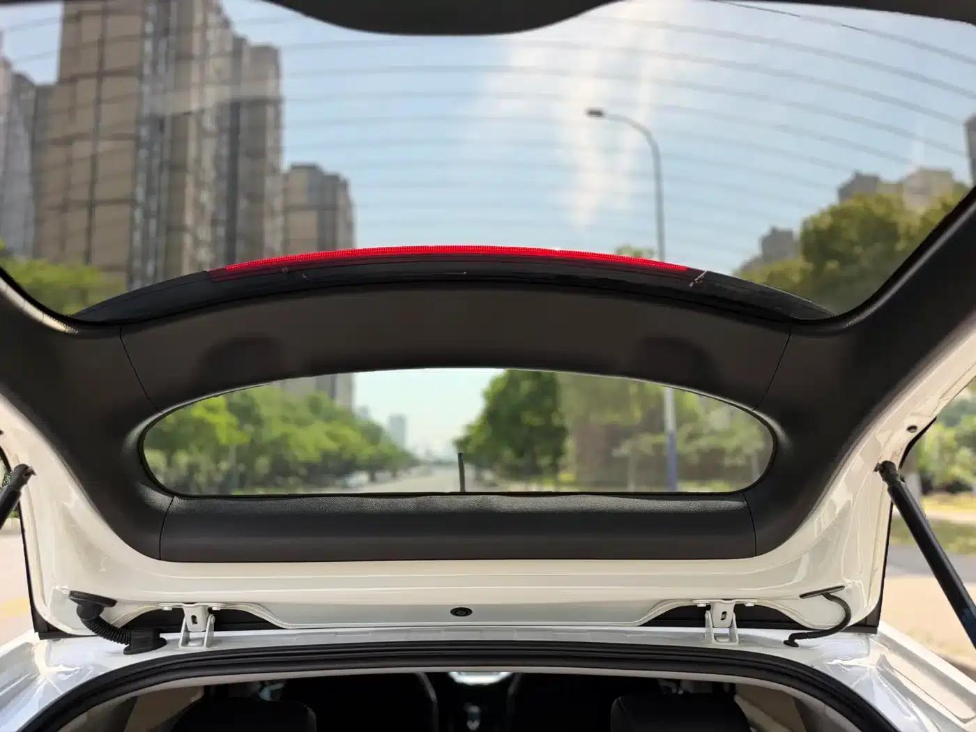 Jade 2013 1.8L Automatic Comfort Edition 5-seater — миниатюра 20