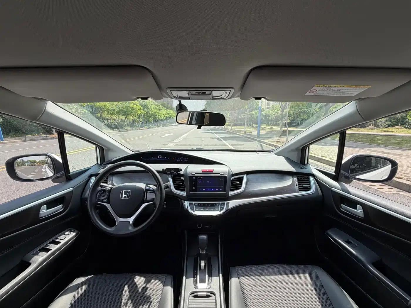 Jade 2013 1.8L Automatic Comfort Edition 5-seater — миниатюра 29