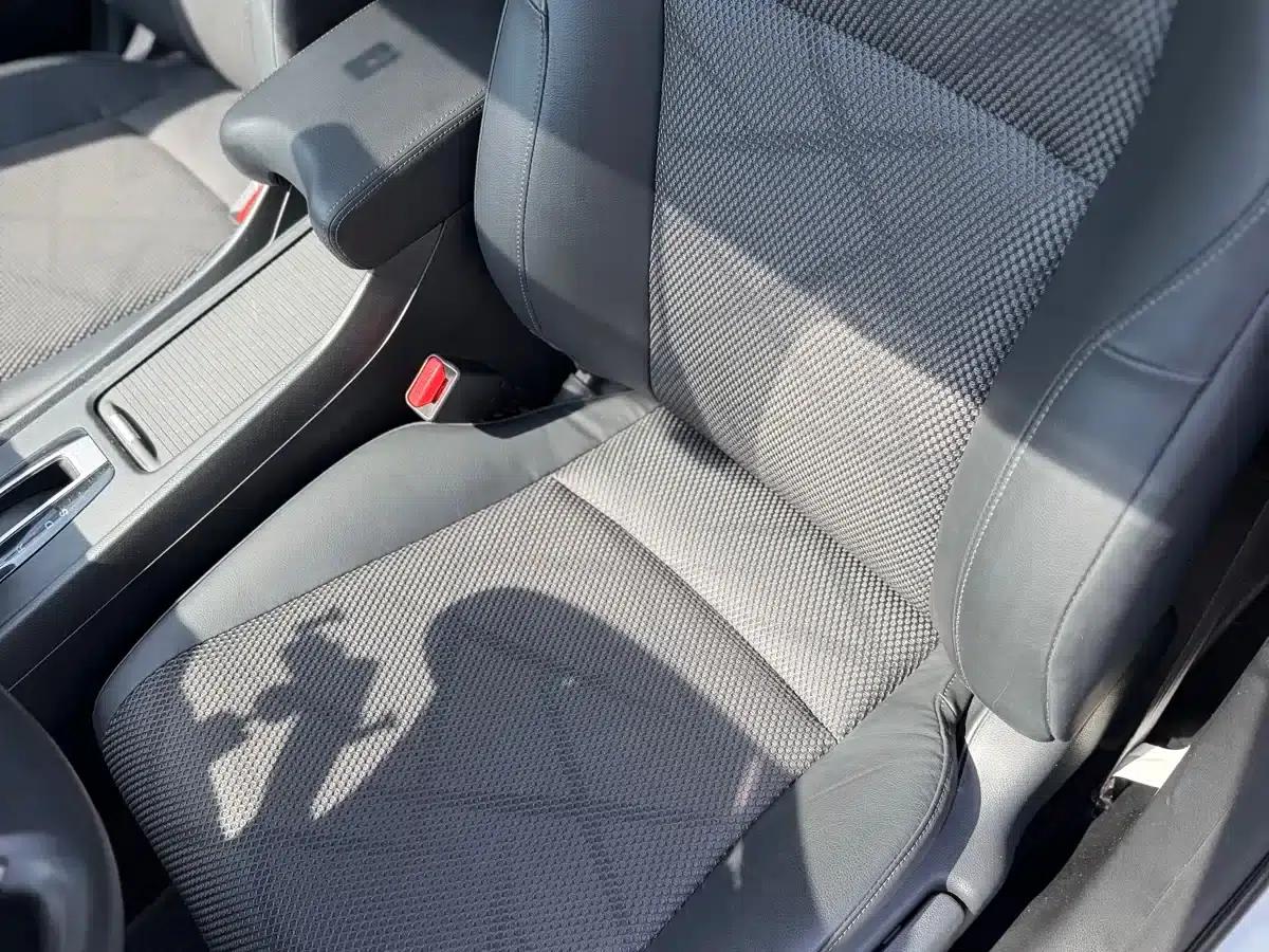 Jade 2013 1.8L Automatic Comfort Edition 5-seater — миниатюра 6