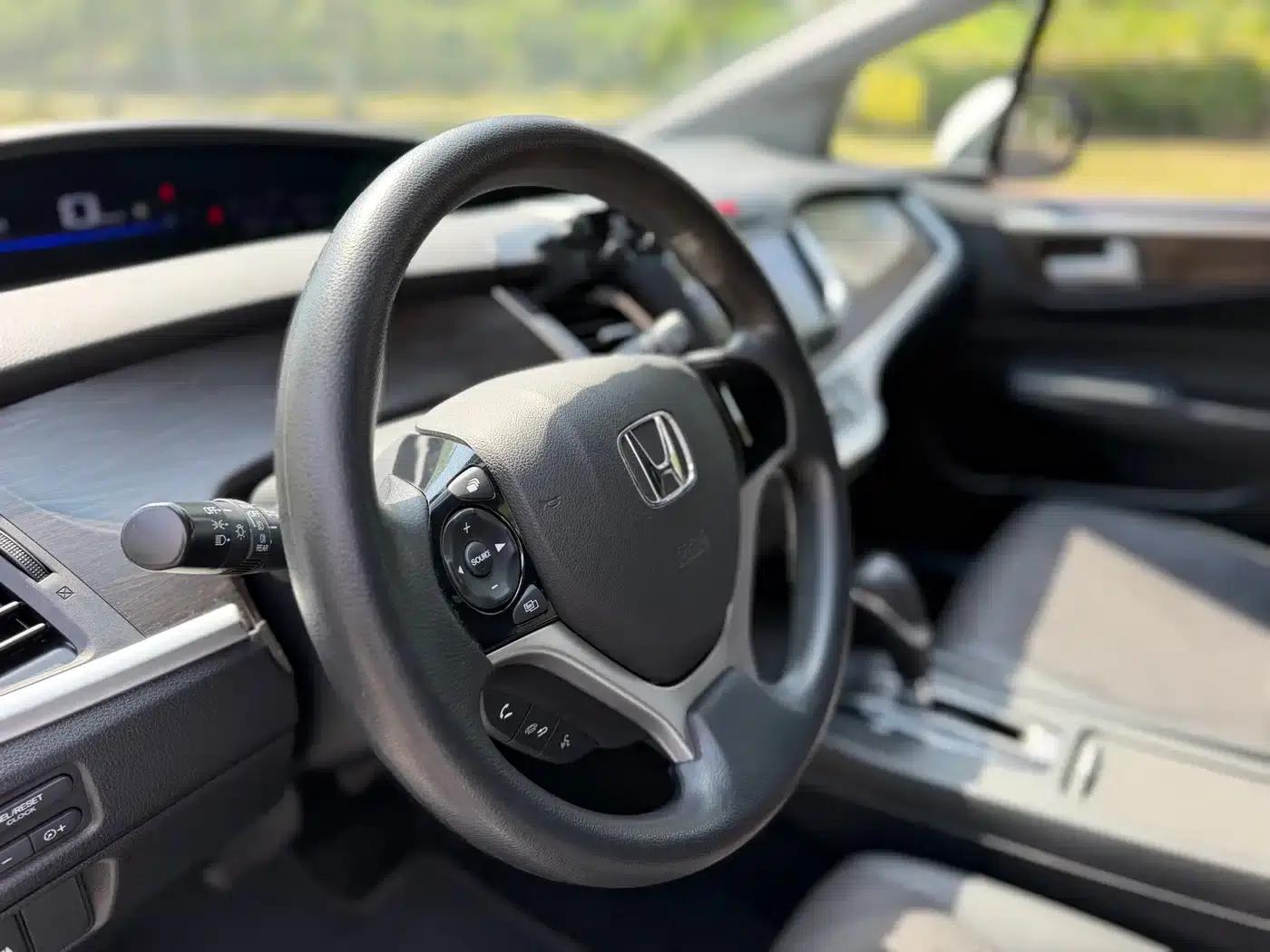 Jade 2013 1.8L Automatic Comfort Edition 5-seater — миниатюра 7