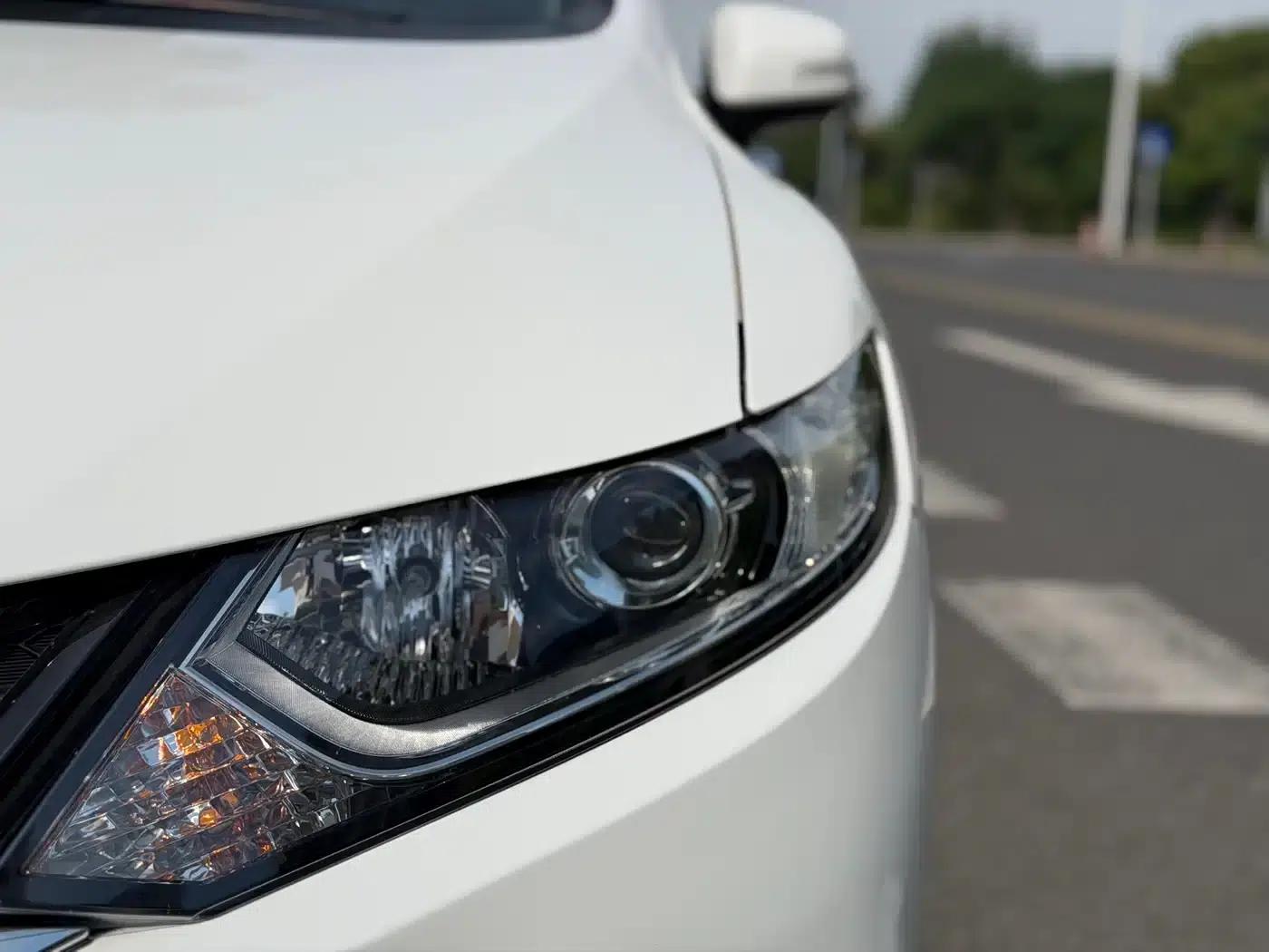 Jade 2013 1.8L Automatic Comfort Edition 5-seater — миниатюра 10