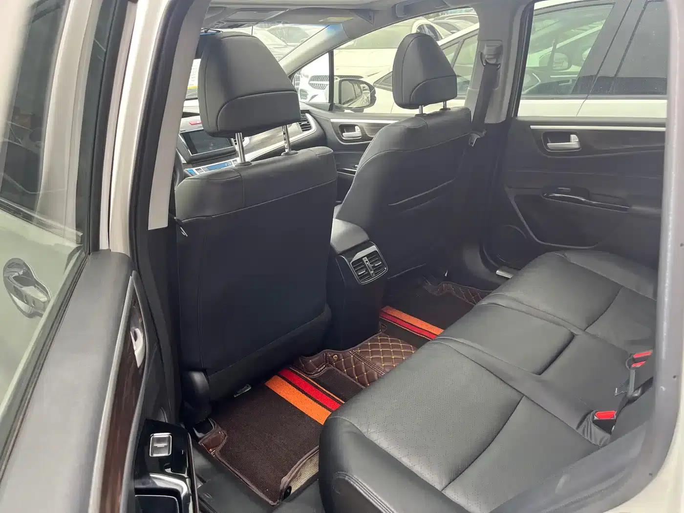 Jade 2016 1.8L Automatic Comfort Edition 5-seater — миниатюра 6