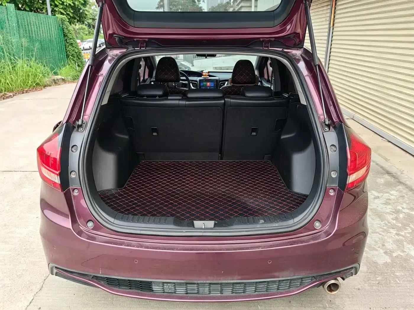 Jade 2017 1.8L Automatic Comfort Edition 5-seater — миниатюра 14