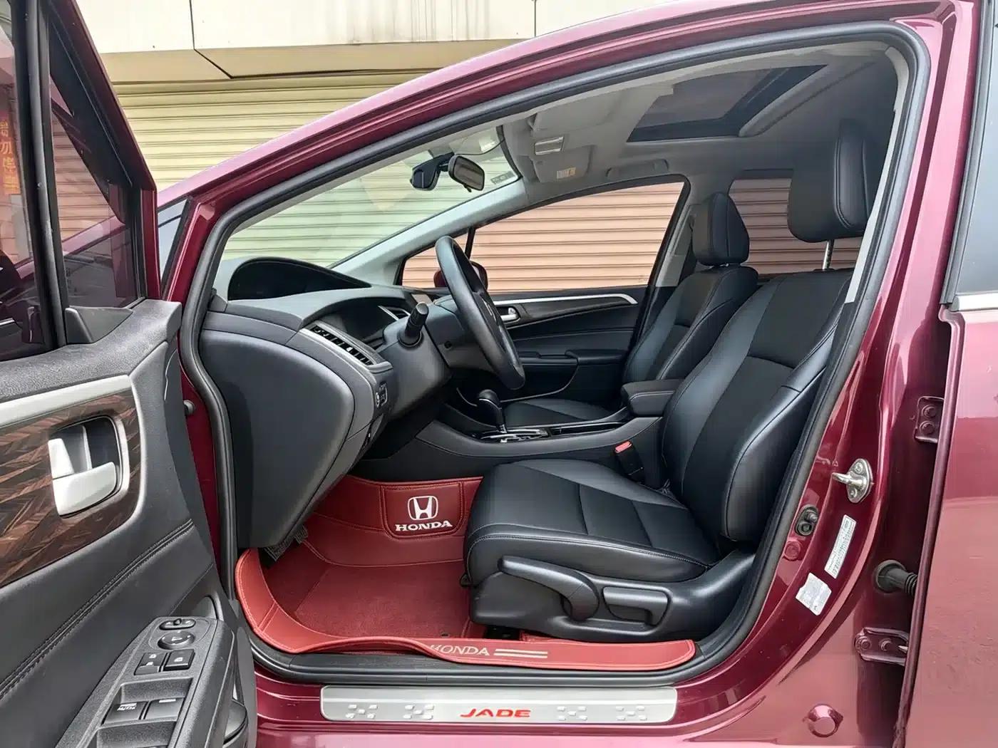 Jade 2017 1.8L Automatic Comfort Edition 5-seater — миниатюра 4