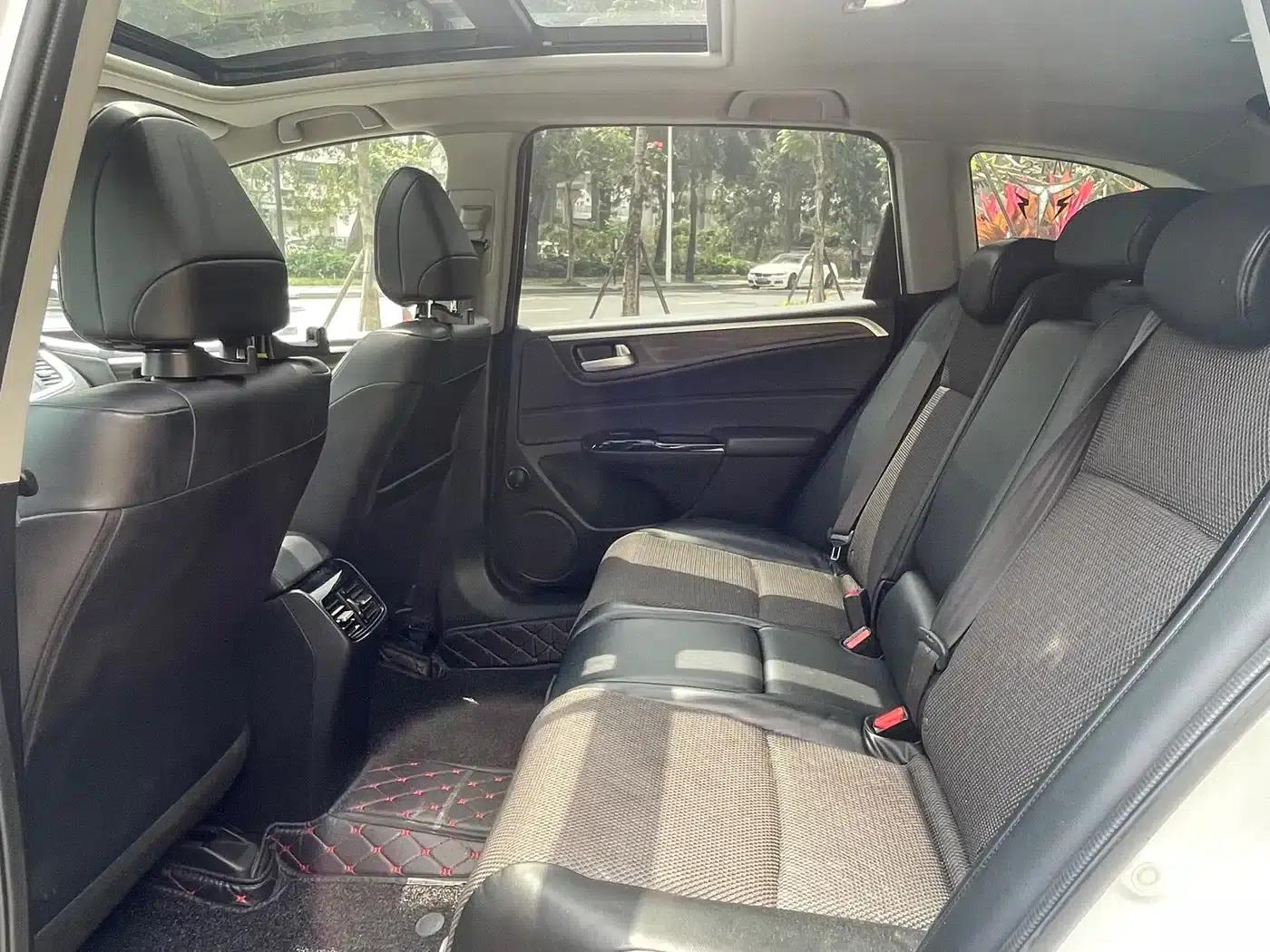 Jade 2017 210TURBO CVT Fashion Edition 5-seater — миниатюра 6