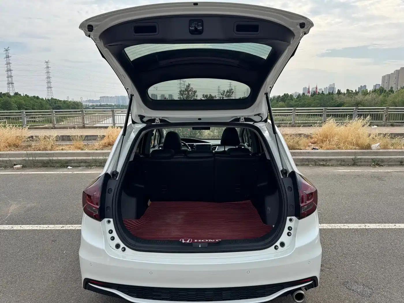 Jade 2020 1.8L Automatic Comfort Edition — миниатюра 13