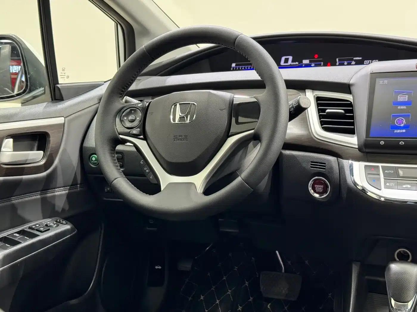 Jade 2016 1.8L Automatic Comfort Elite Edition 5-seater — миниатюра 13
