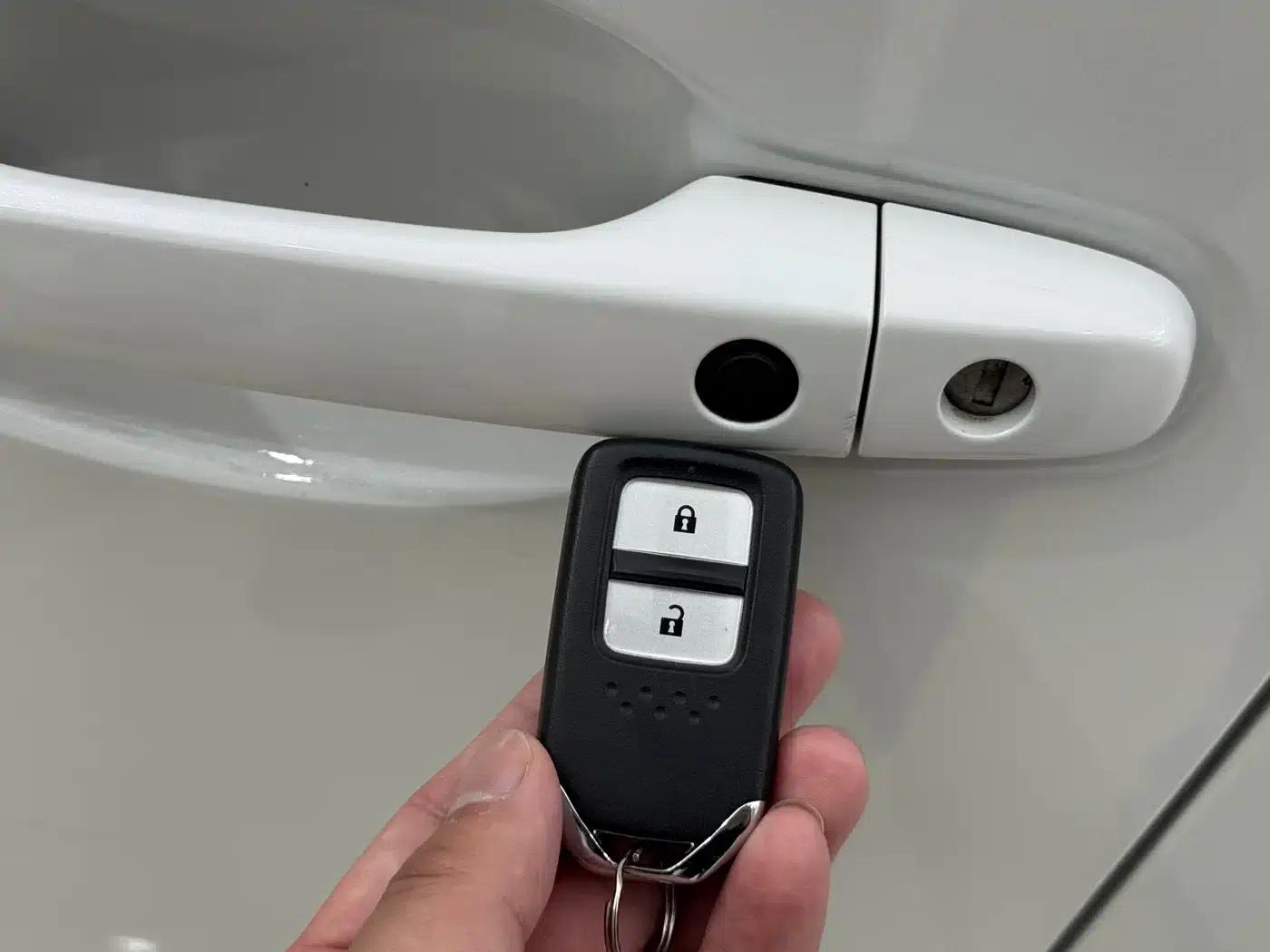 Jade 2016 1.8L Automatic Comfort Elite Edition 5-seater — миниатюра 24