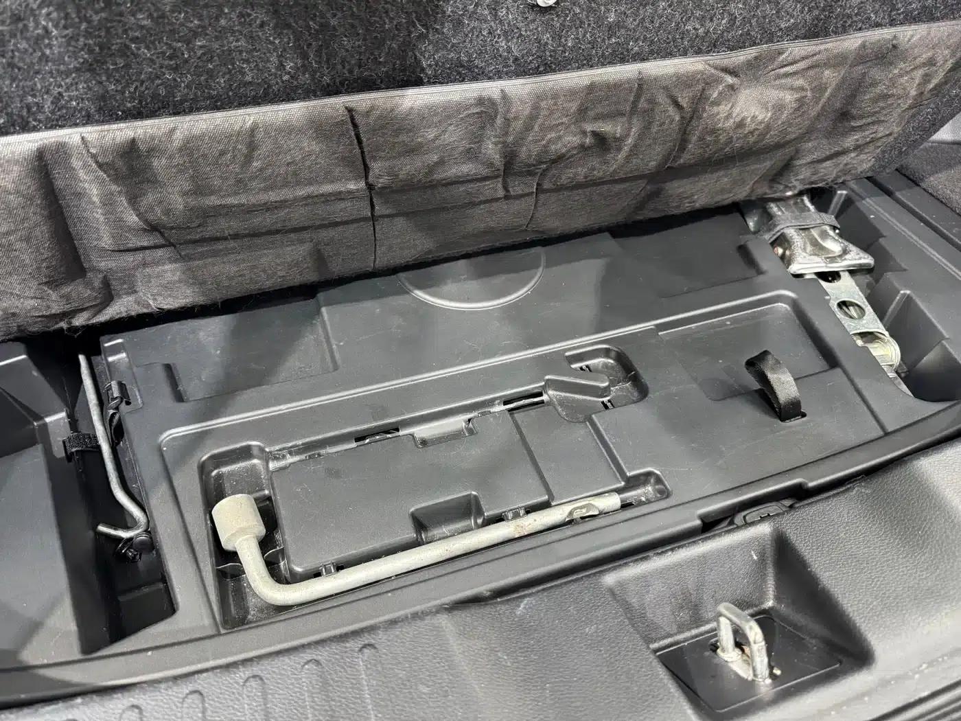 Jade 2016 1.8L Automatic Comfort Elite Edition 5-seater — миниатюра 26