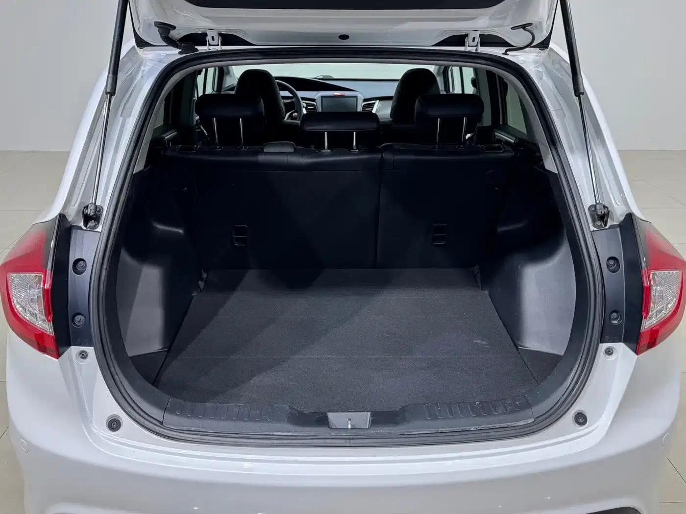 Jade 2016 1.8L Automatic Comfort Elite Edition 5-seater — миниатюра 27