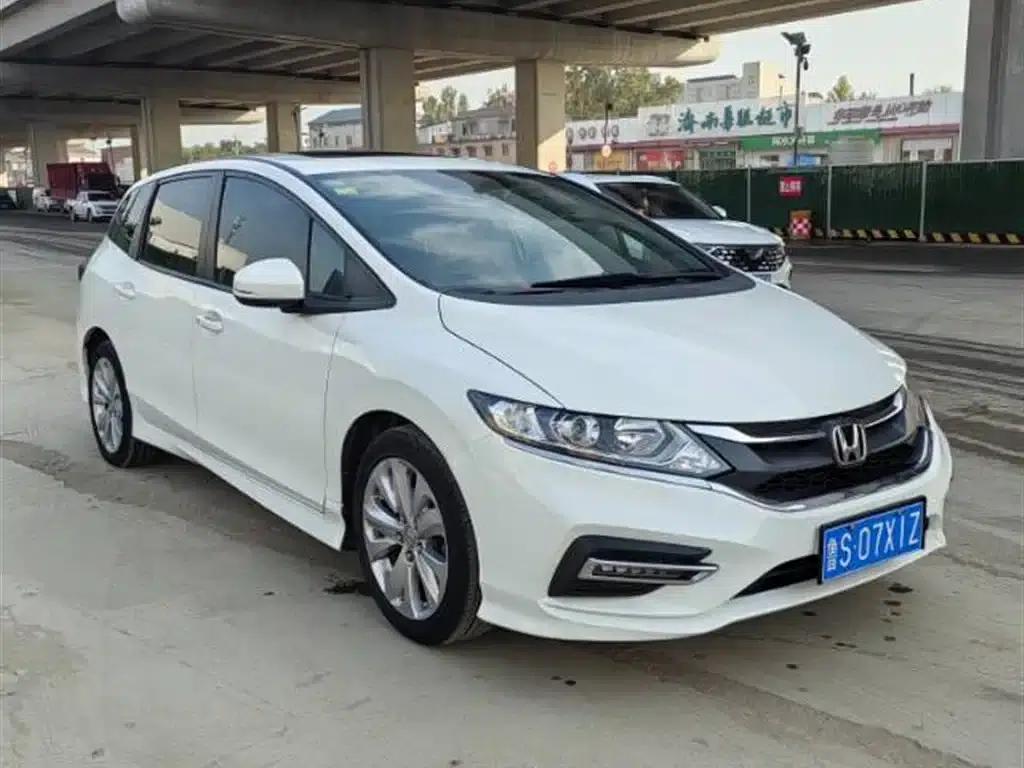 Jade 2017 1.8L Automatic Comfort Edition 5-seater — миниатюра 2