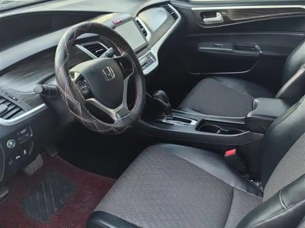 Jade 2017 1.8L Automatic Comfort Edition 5-seater — миниатюра 7