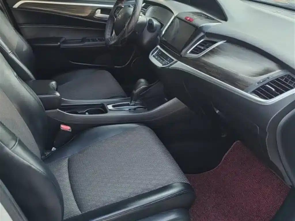 Jade 2017 1.8L Automatic Comfort Edition 5-seater — миниатюра 8