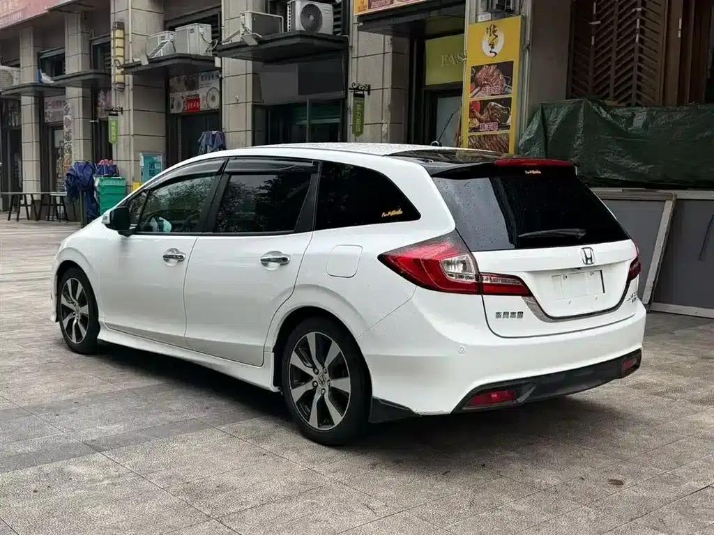 Jade 2013 1.8L CVT Luxury Edition 6-seater — миниатюра 4