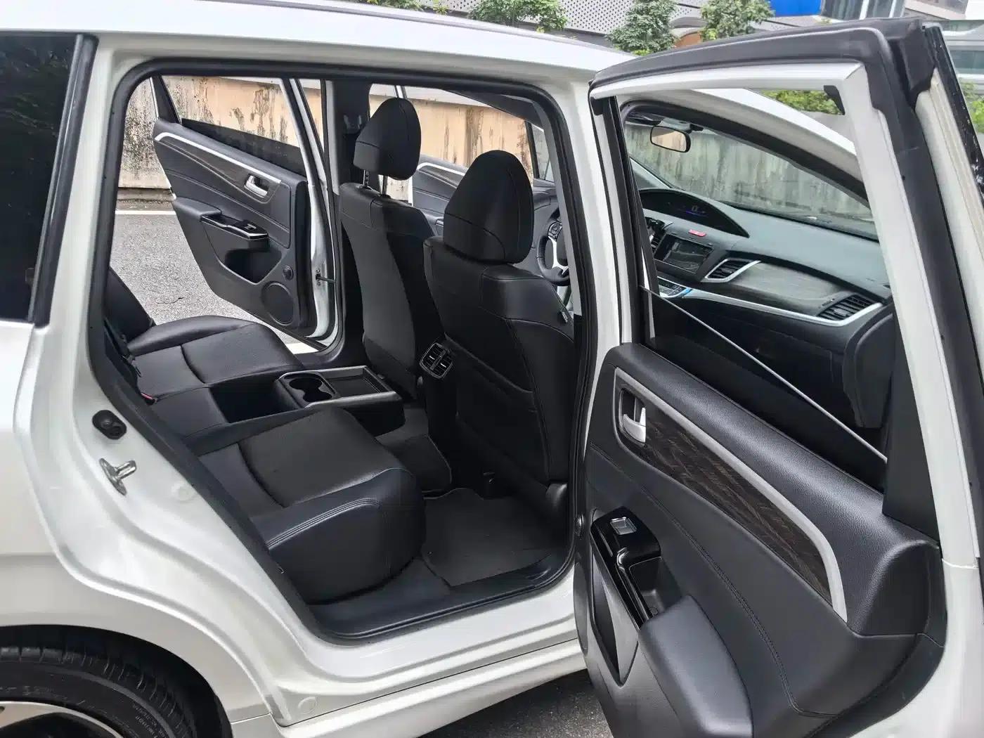Jade 2020 210TURBO CVT Luxury Edition — миниатюра 27