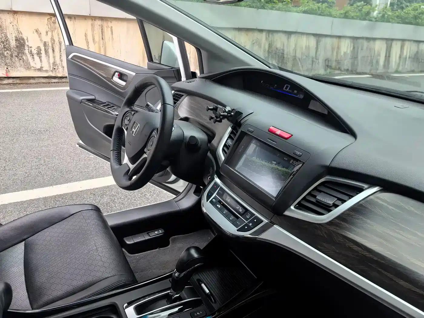 Jade 2020 210TURBO CVT Luxury Edition — миниатюра 30